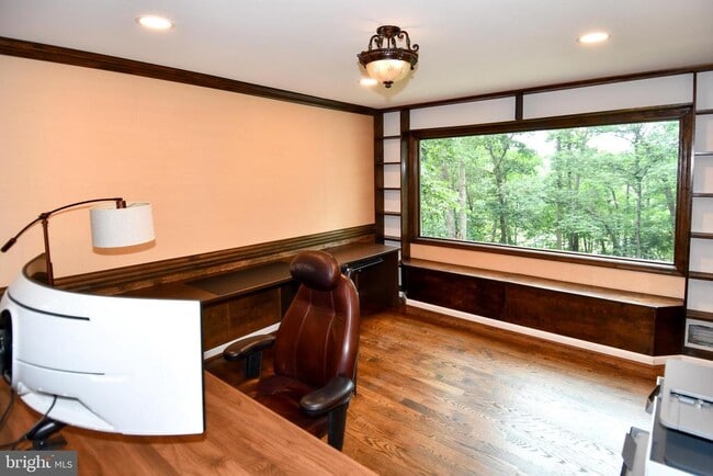Building Photo - 12134 Holly Knoll Cir