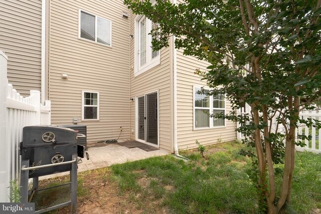 Building Photo - 405 Ocracoke Wy