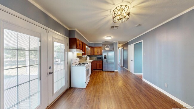 Building Photo - 7107 Westshire Dr