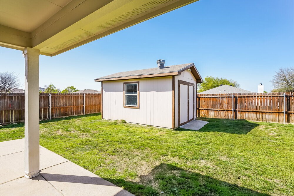 Building Photo - 8813 Sagebrush Trail