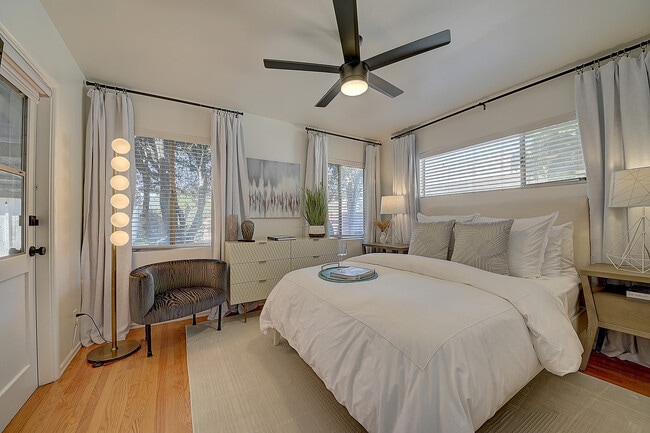 Building Photo - 444 N Shattuck Pl