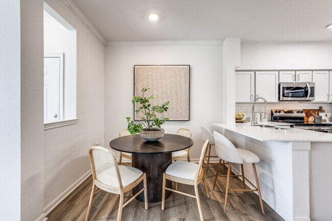 Building Photo - Where Style Meets $1,000 Savings