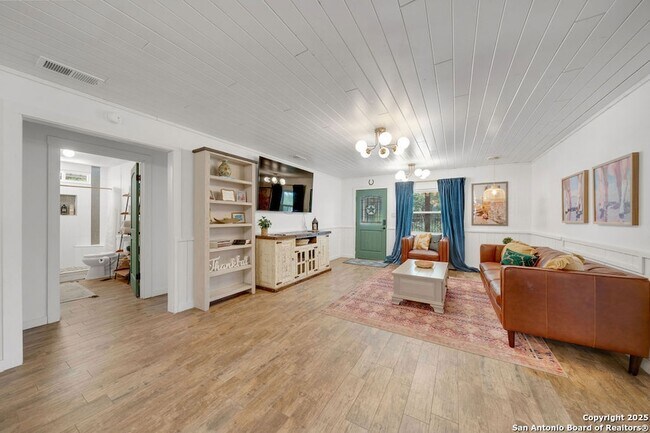 Building Photo - 690 Windrush