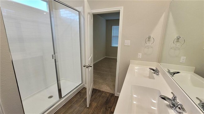 Building Photo - 6509 Kildare Dr