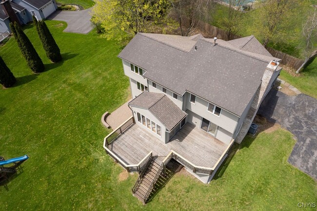 Building Photo - 3293 Greenleafe Dr