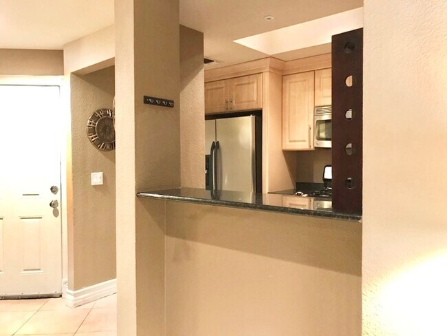 Building Photo - MOVE IN SPECIAL! $500 OFF FIRST MONTHS REN...
