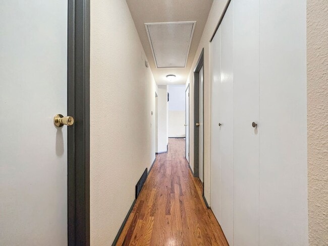 Building Photo - Charming 4-Bedroom Home with Bonus Rooms &...