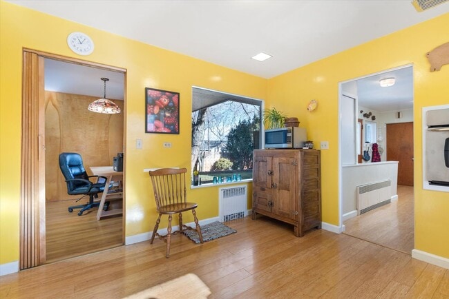 Building Photo - 1501 Cedar St