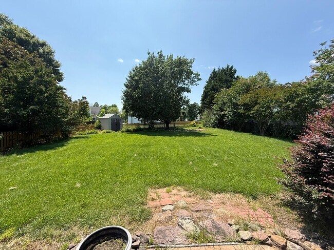Building Photo - 3317 Sumter Dr