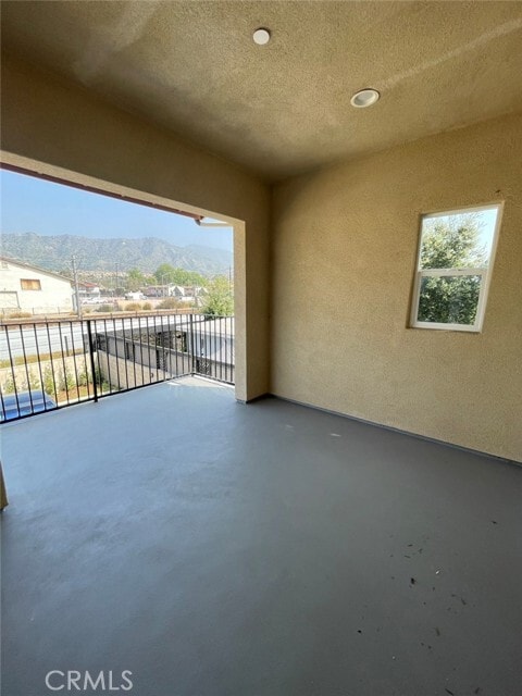 Building Photo - 820 N Soldano Ave