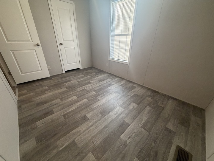 Building Photo - 38124 Ducharme Dr