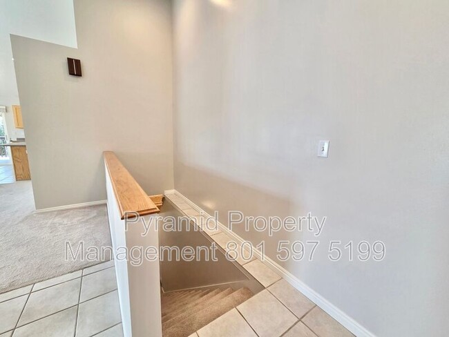 Building Photo - 2128 S 2060 E