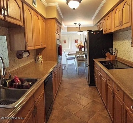 Building Photo - 460 S US Highway 17