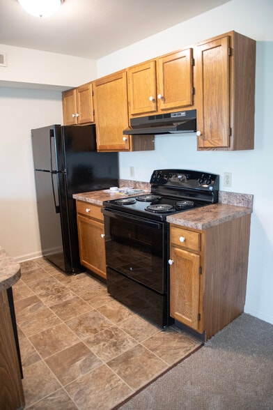 Building Photo - 717 Brunnerville Rd