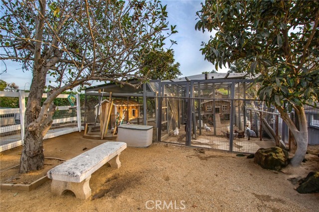 Building Photo - 27151 Mission Hills Dr