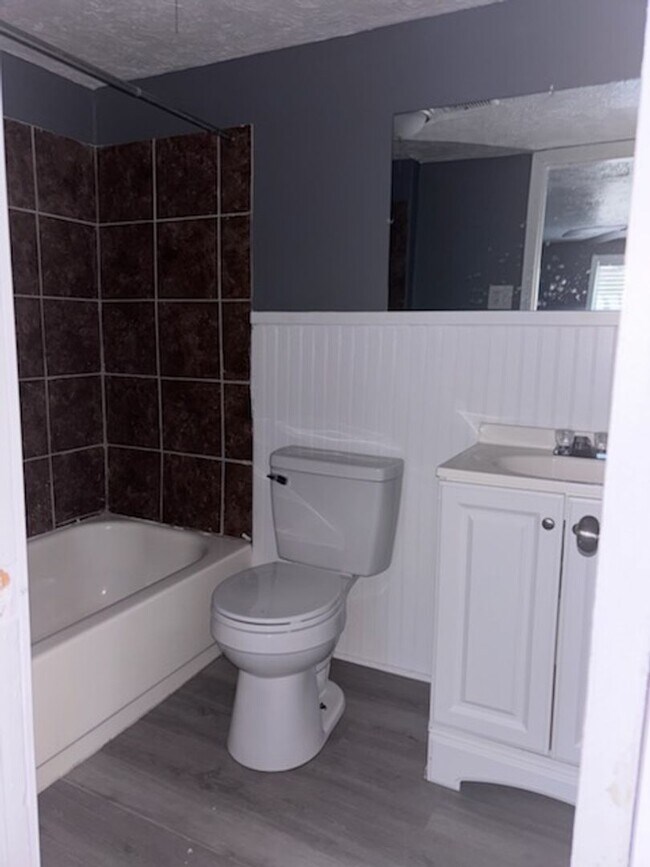 Building Photo - 217 S Sunset Terrace