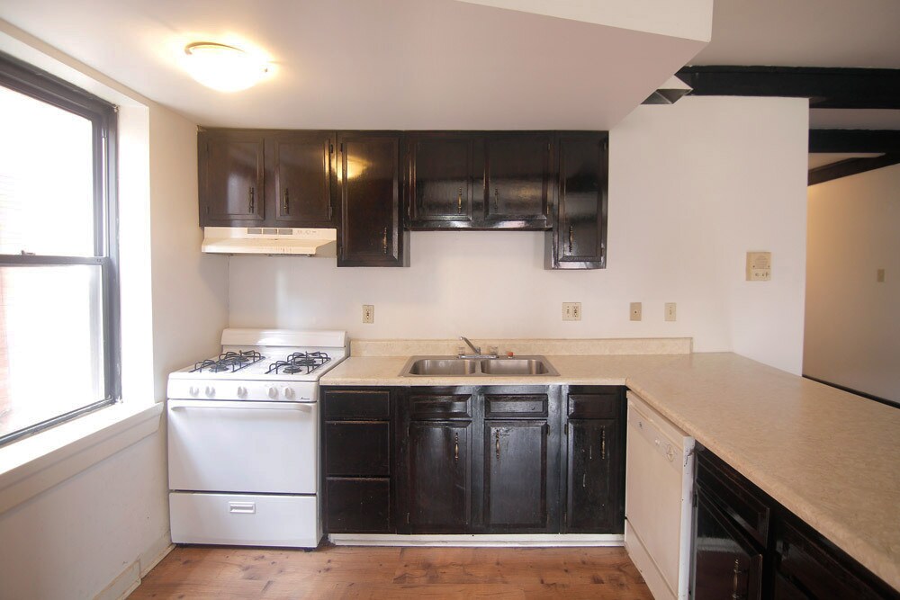 Building Photo - 314 S Trenton Ave