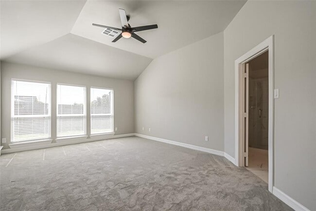 Building Photo - 6215 Suncrest Ct