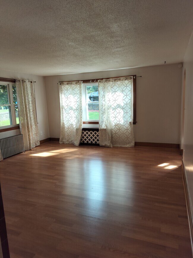 Building Photo - 126 Fanning St