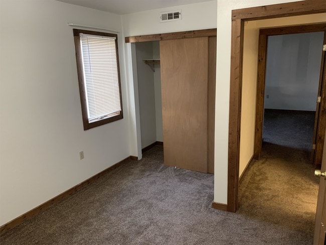 Building Photo - 1224 7th Ave N