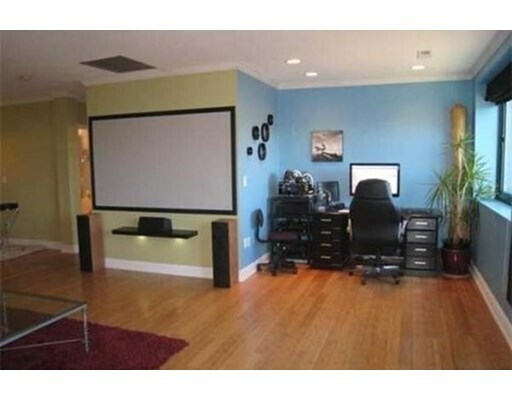 Building Photo - 150 Rumford Ave