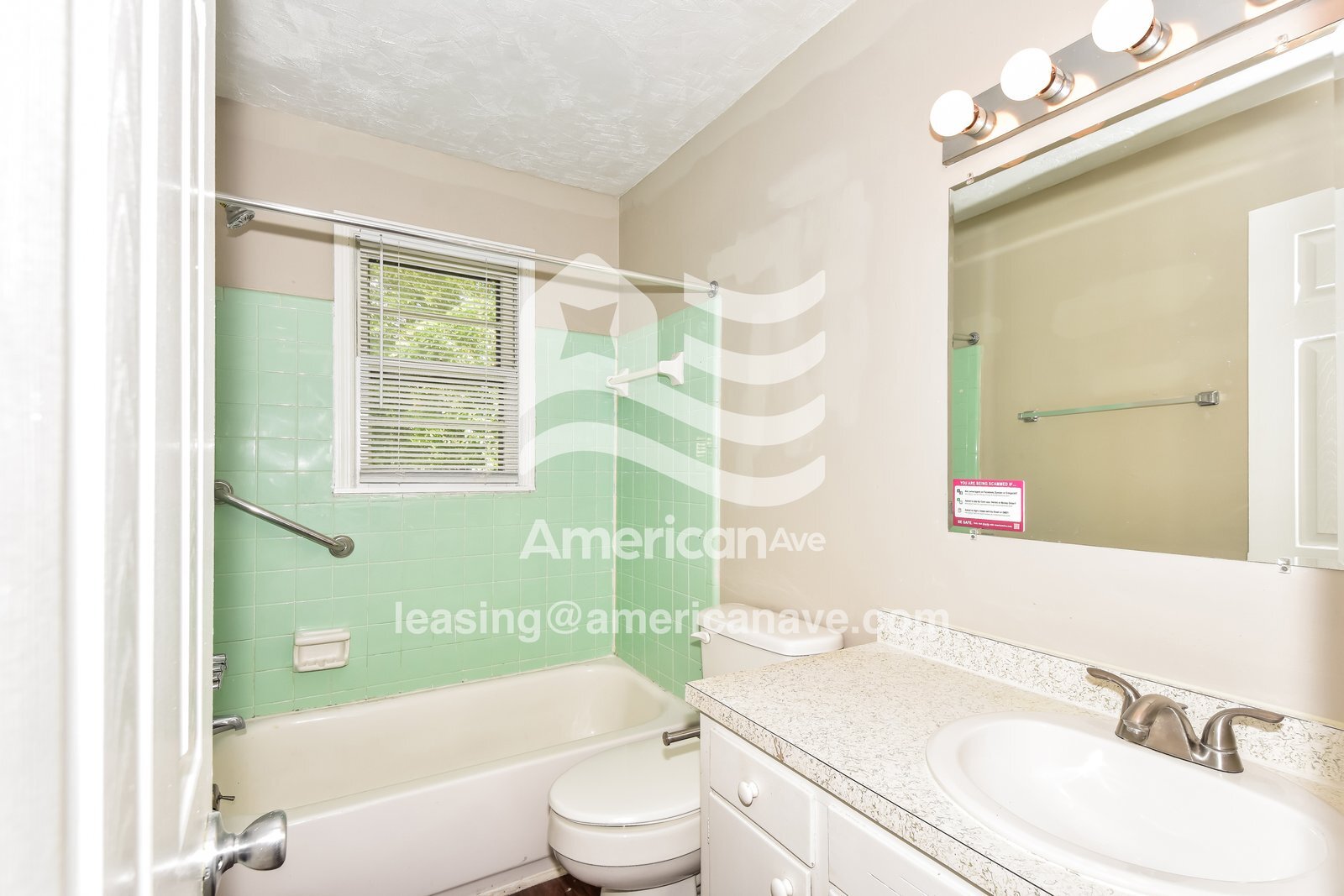 Building Photo - 14 Hillside Cir