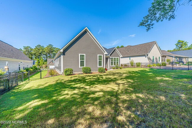 Building Photo - 365 N Bracken Fern Ln