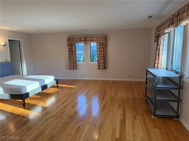 Building Photo - 2455 Buckhurst Dr