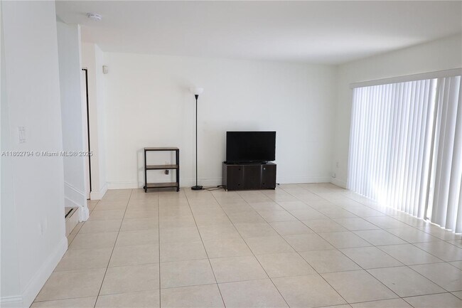 Building Photo - 6845 SW 45th Ln