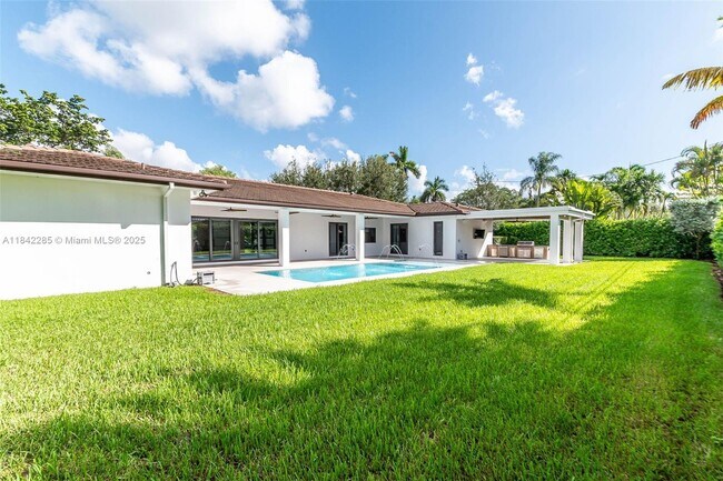Building Photo - 7720 SW 130th St