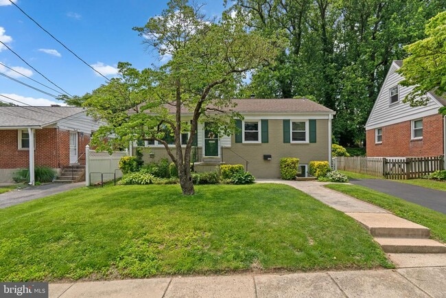 Primary Photo - 3904 Lantern Dr