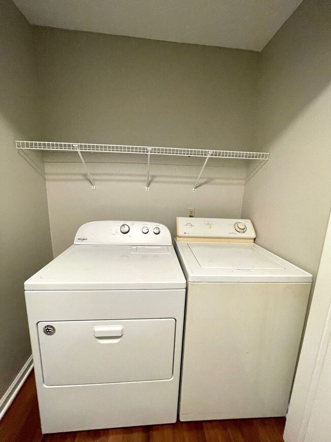 Building Photo - Section 8 Approved