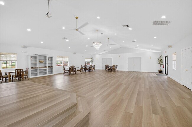 Building Photo - 7558 Ironbridge Cir
