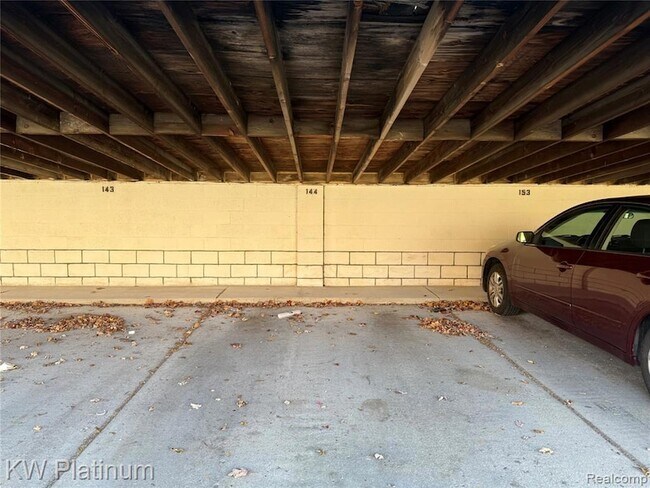 Building Photo - 16870 Edloytom Way