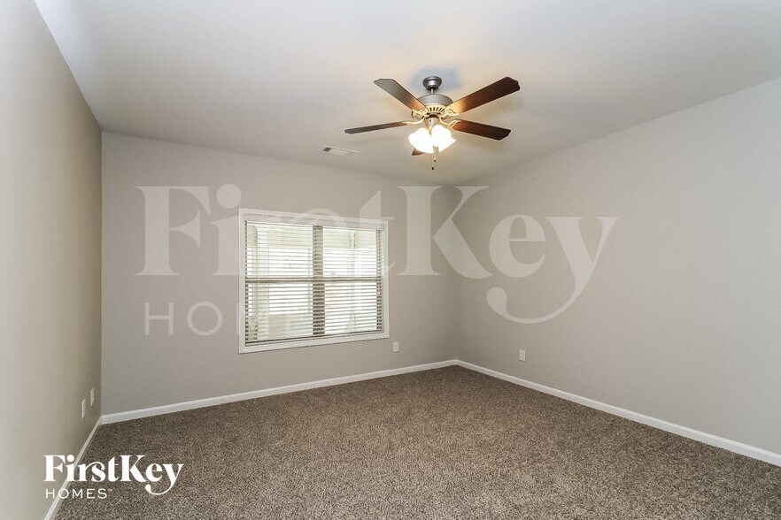 Building Photo - 4930 Whisper Creek Ct