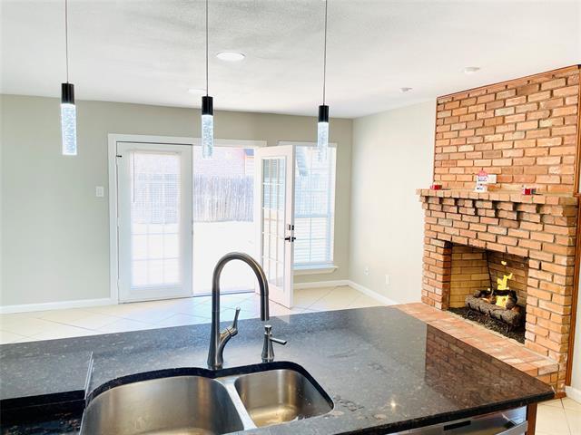 Building Photo - 534 E Spring Valley Rd