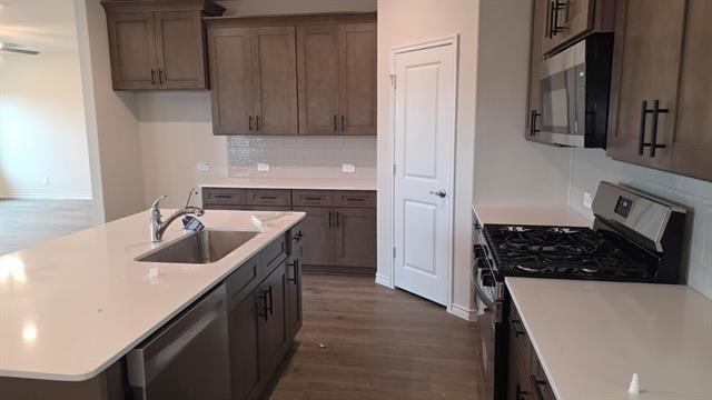 Building Photo - 916 Lost Mine Trl