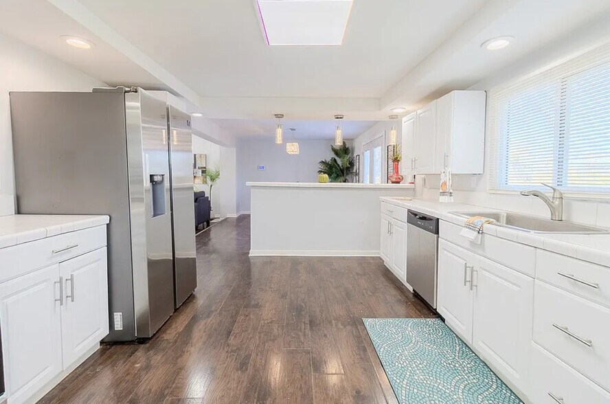 Building Photo - 7583 Tyler Rd