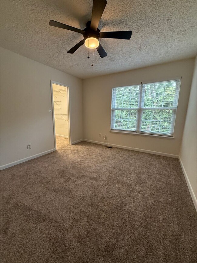 Building Photo - 1347 Rigbie Hall Ct