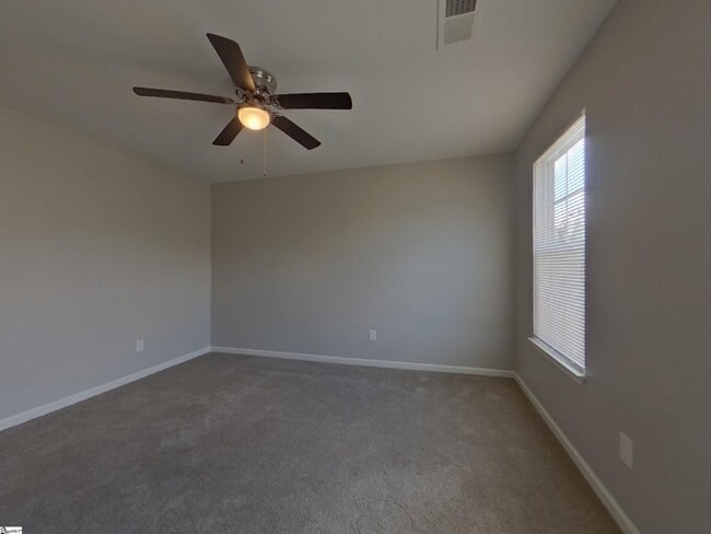Building Photo - 1 Ridgeleigh Way