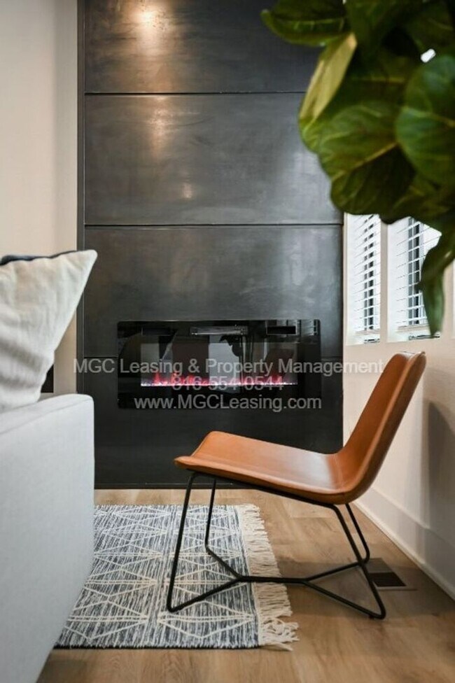 Building Photo - Ayden Place Townhome