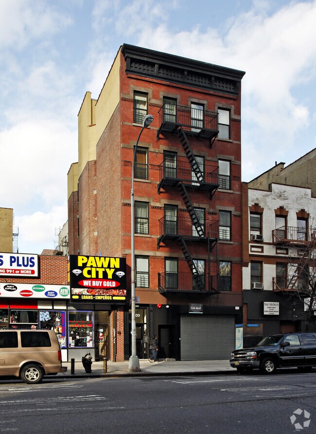 Primary Photo - 2703 Frederick Douglass Blvd