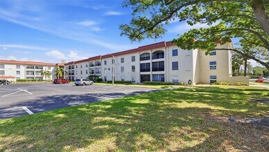 Building Photo - 2700 Bayshore Blvd