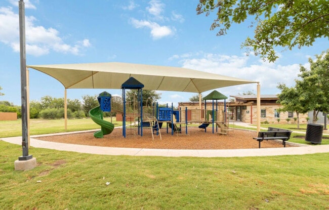 Building Photo - 2430 Castello Wy