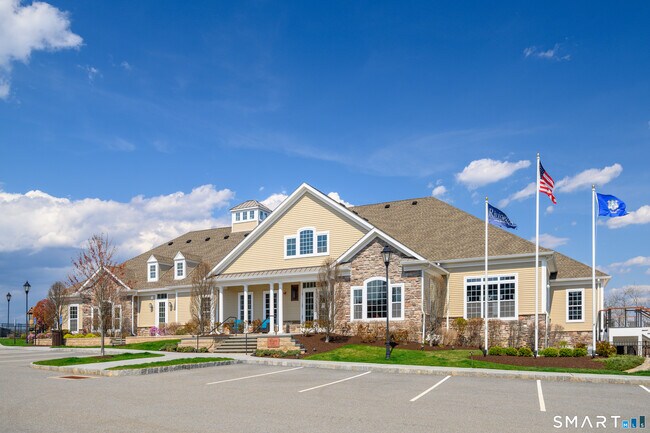 Building Photo - 922 Old Pasture Dr