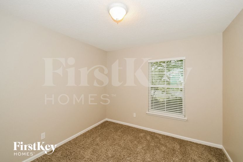 Building Photo - 193 Brentley Ln