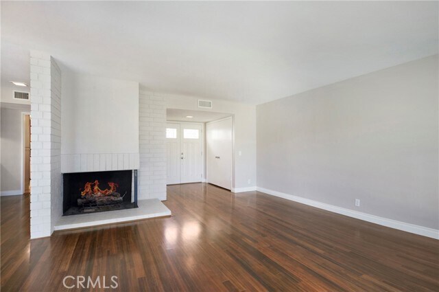 Building Photo - 24291 Hillview Dr