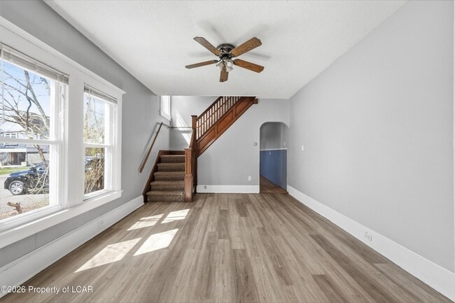 Building Photo - 175 Dundaff St