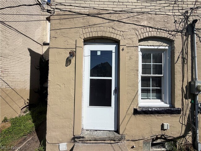 Building Photo - 15416 Waterloo Rd