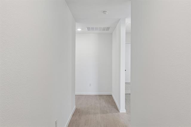 Building Photo - 3017 Tooley Dr